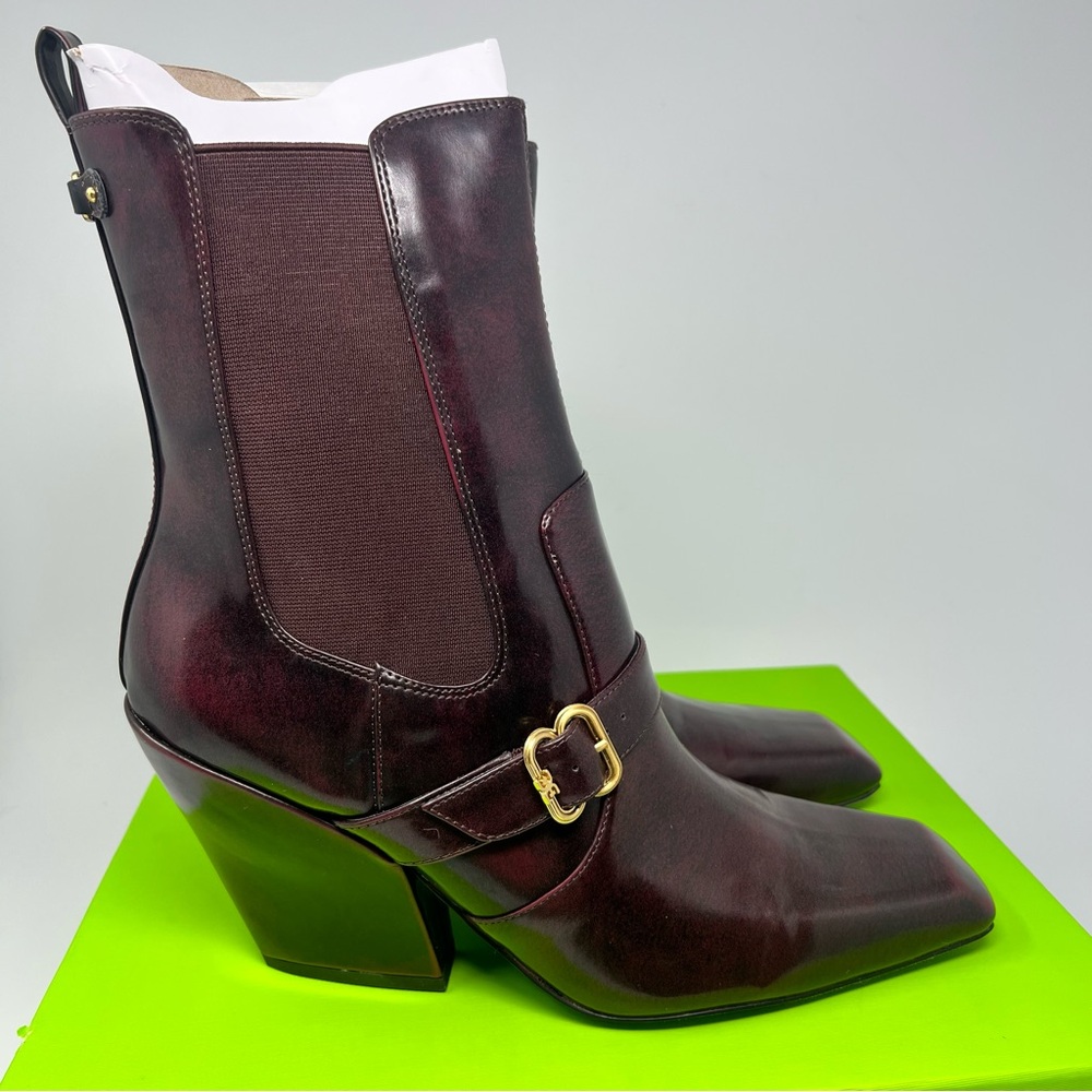 Sam Edelman Suzette Chelsea Boots
Size 11 - Picture 3 of 10